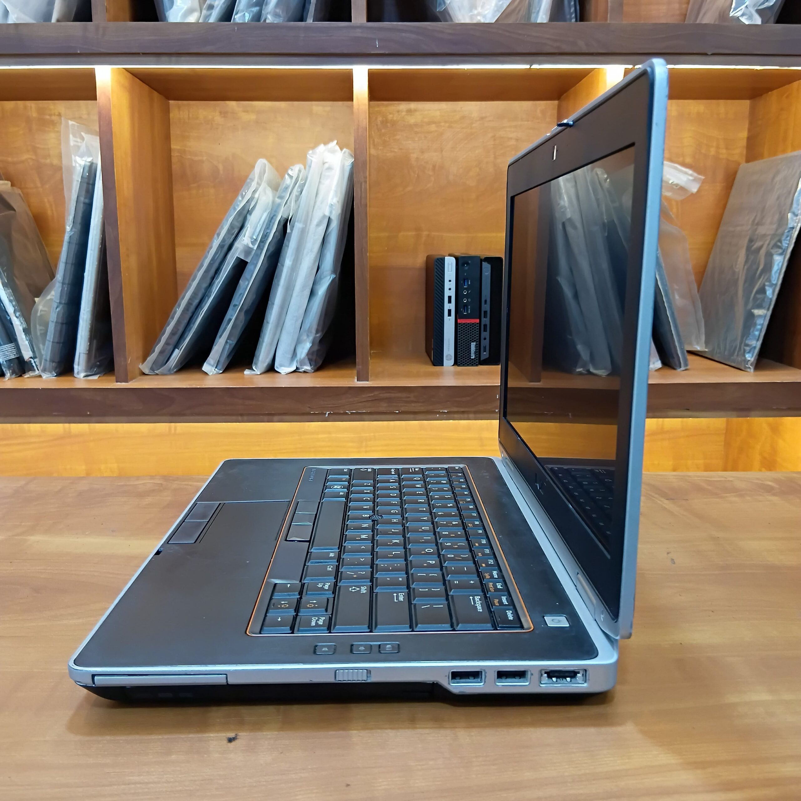Dell Latitude E6420 Core i7 2nd Gen/8GB/500GB (Refurbished)
