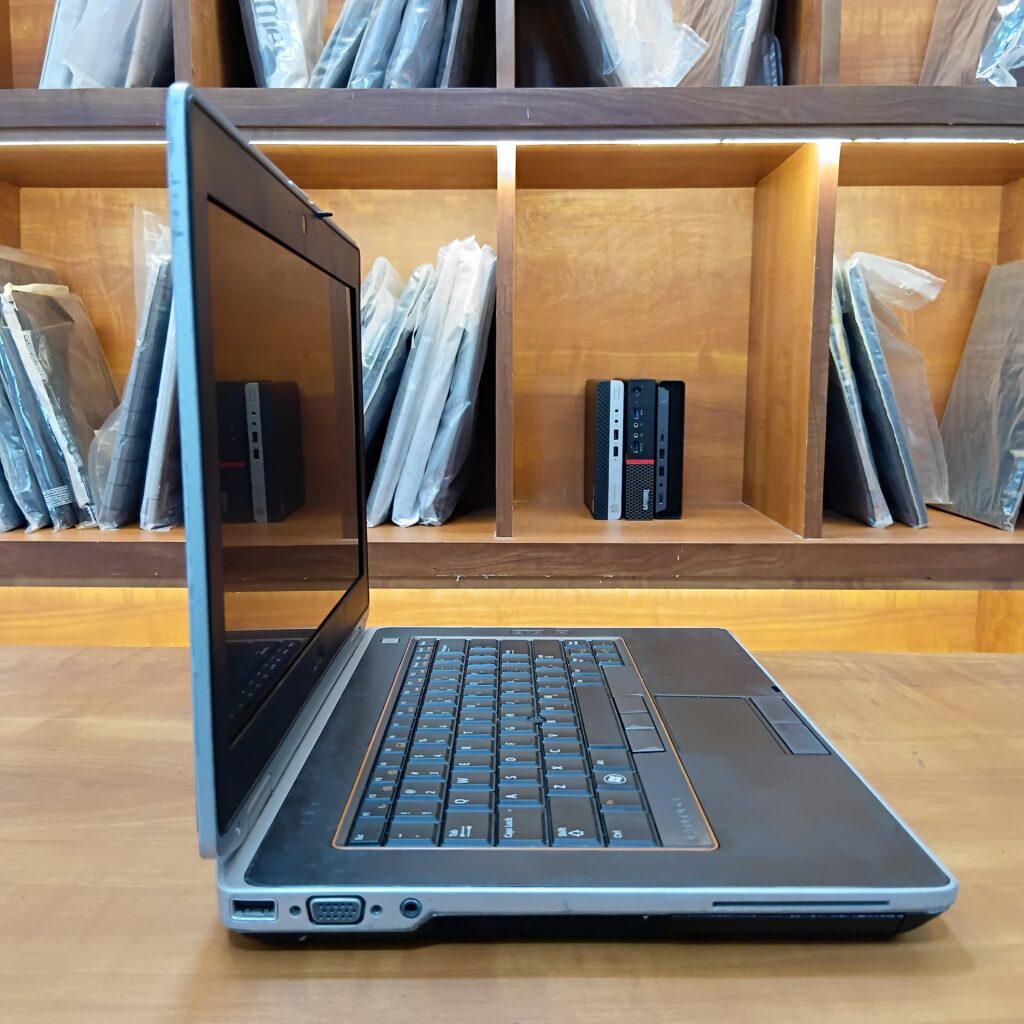 Dell Latitude E6420 Core i7 2nd Gen/8GB/500GB (Refurbished)